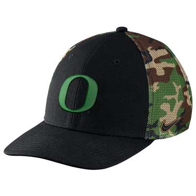 Nike Oregon Ducks Camo Hook True Swoosh Flex Hat