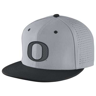 Nike Oregon Ducks Dri-FIT Authentic Fitted Hat - Grey