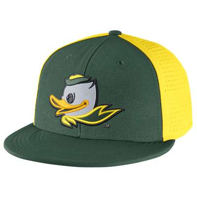 Nike Oregon Ducks Players True Swoosh Flex Hat