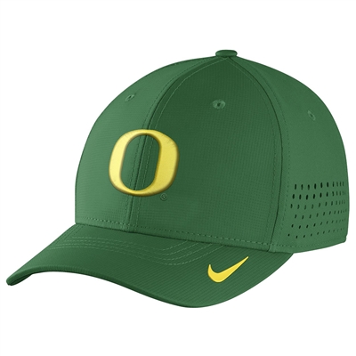 Nike Oregon Ducks Vapor Sideline Swoosh Flex Hat