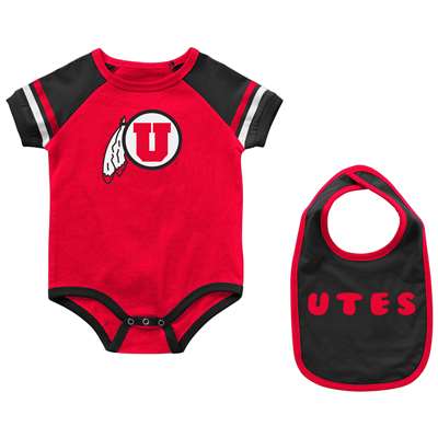 Utah Utes Infant Colosseum Warner Onesie and Bib Set